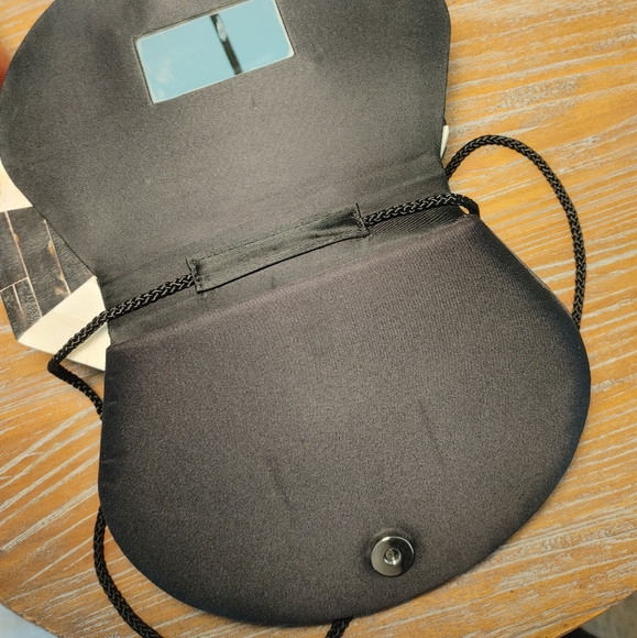 Purse - Picture 5 of 5